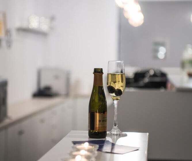 호텔 Akroyiali Resort