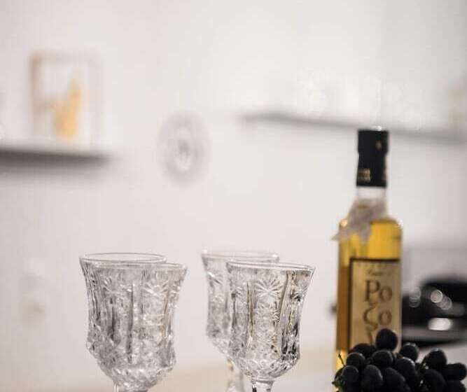 호텔 Akroyiali Resort