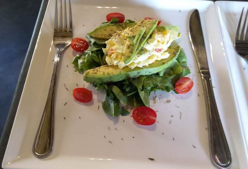 בית מלון כפרי Call Of The Wild Lodge