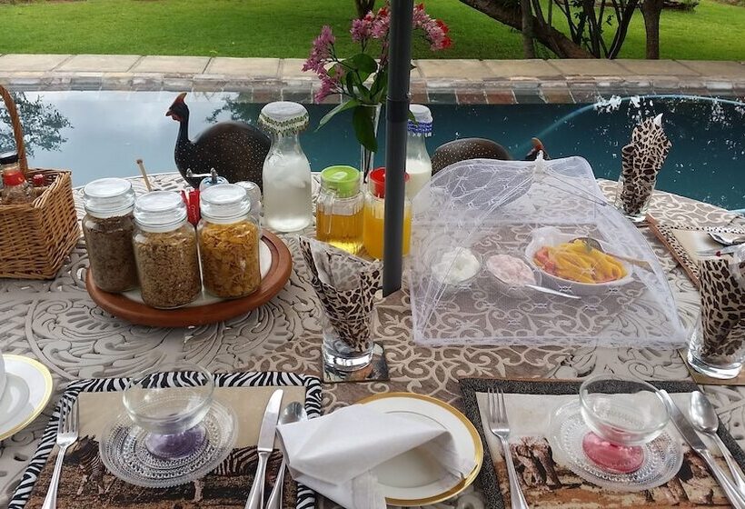 Отель Call Of The Wild Lodge