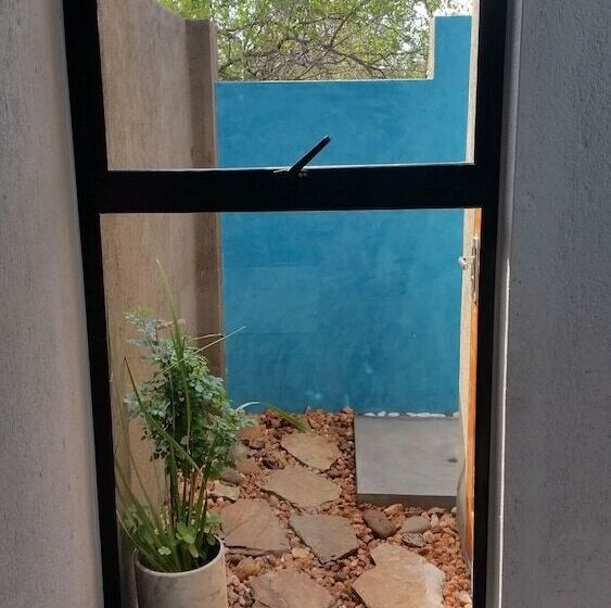 Отель Call Of The Wild Lodge