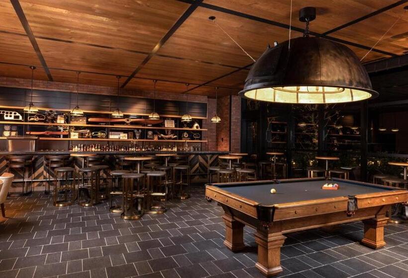 בית מלון כפרי Four Points By Sheraton Nagoya, Chubu International Airport