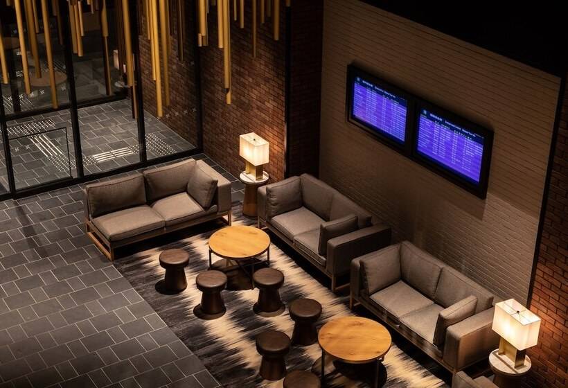 בית מלון כפרי Four Points By Sheraton Nagoya, Chubu International Airport