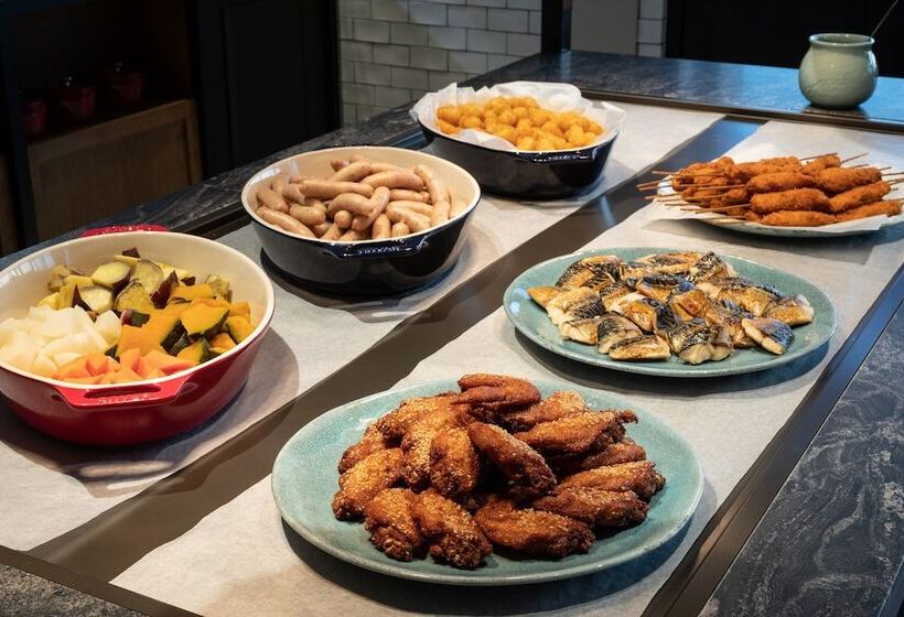 בית מלון כפרי Four Points By Sheraton Nagoya, Chubu International Airport