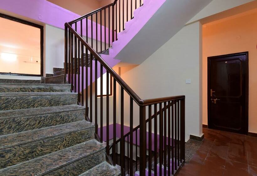 Отель Himalayan Valley By Oyo Rooms