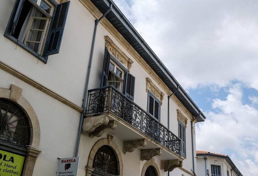 בית מלון כפרי Limassol Old Town Mansion