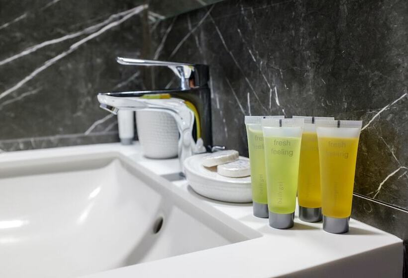 בית מלון כפרי Limassol Old Town Mansion