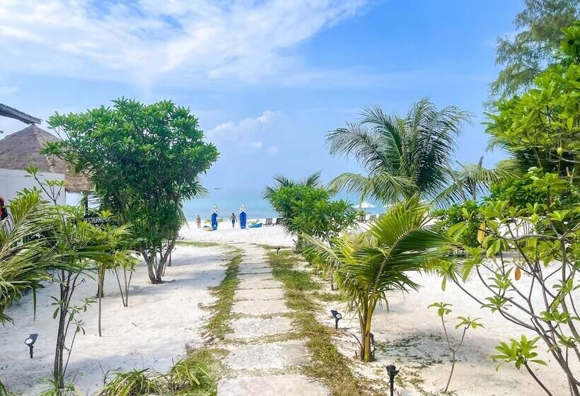 ホテル Long Beach Resort Koh Rong