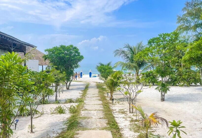 ホテル Long Beach Resort Koh Rong