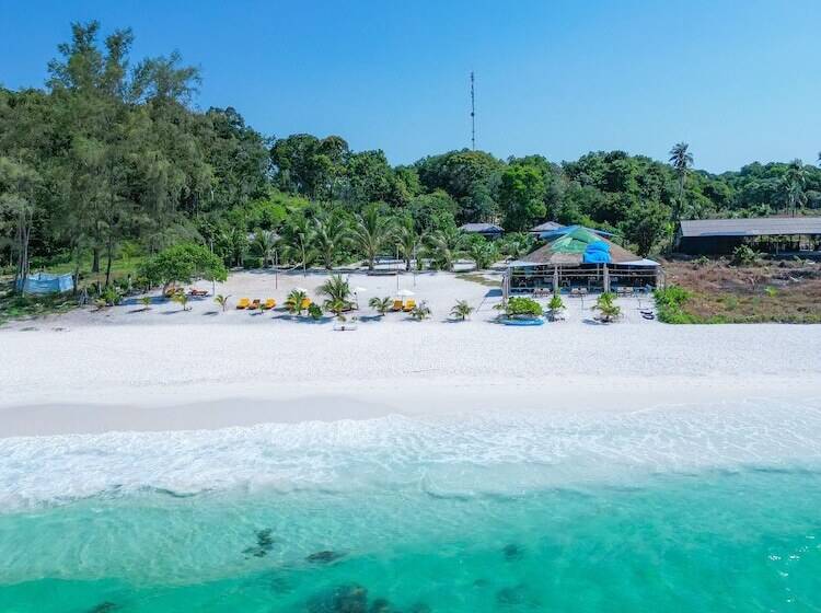 ホテル Long Beach Resort Koh Rong