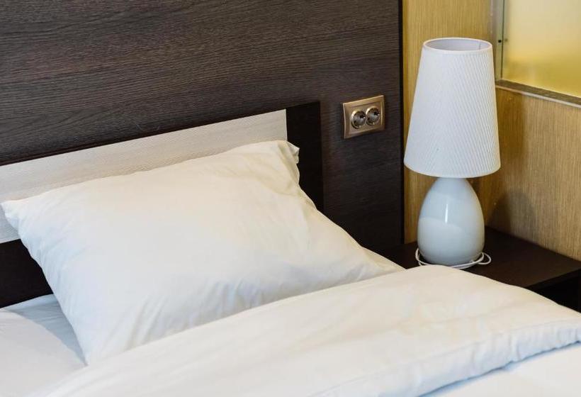 בית מלון כפרי Peter Imperial