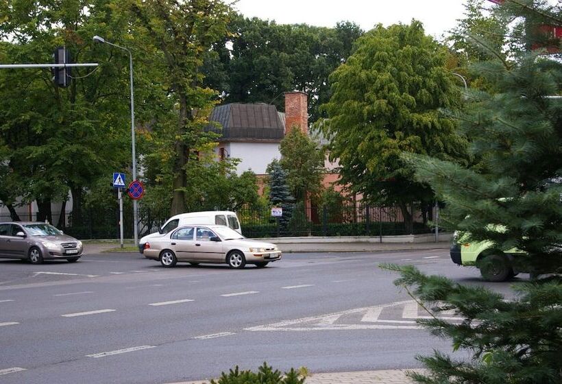 هتل Pokoje Goscinne Koral