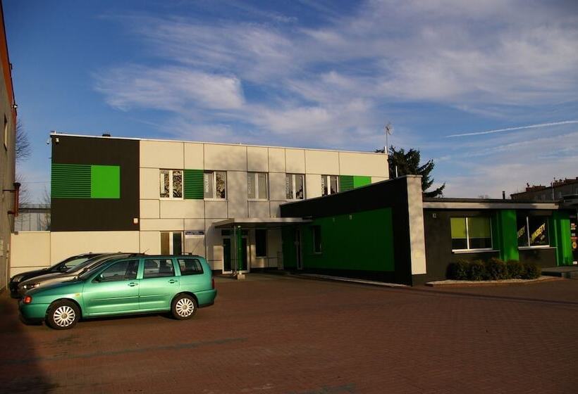 هتل Pokoje Goscinne Koral