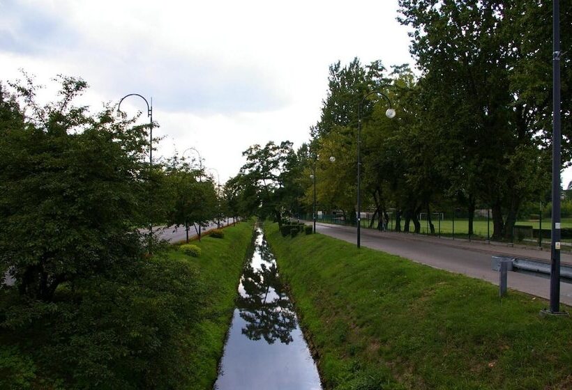 هتل Pokoje Goscinne Koral