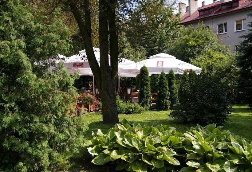 هتل Pokoje Goscinne Koral