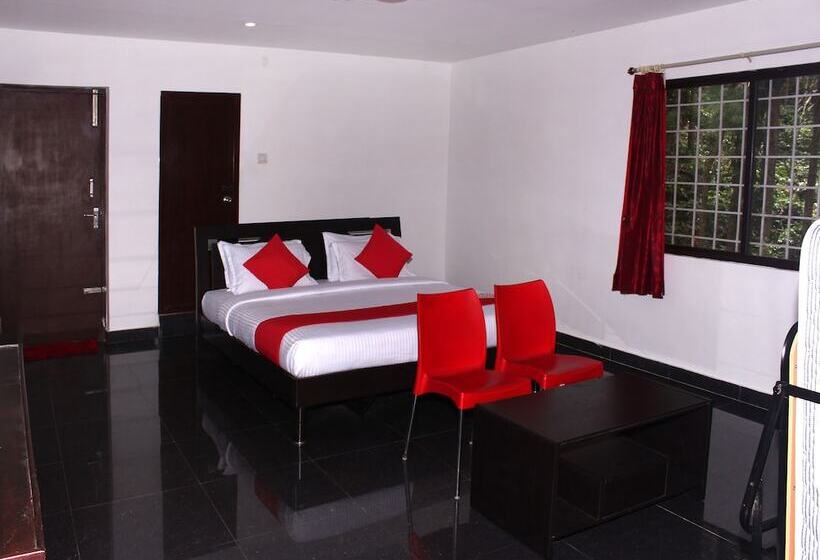 Отель Residenza The Raintrees, Yercaud