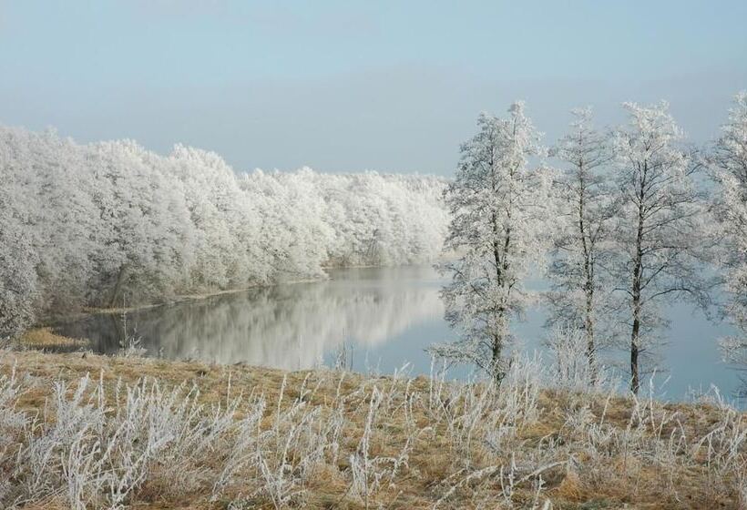 田舎風ホテル Agroturystyka U Przyjaciol Soni