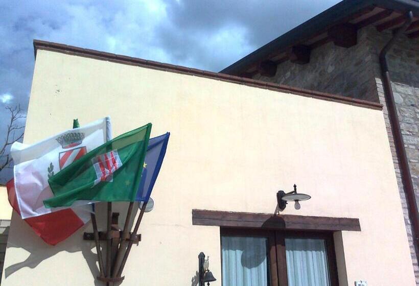 בית מלון כפרי Domus Laetitiae Santa Croce