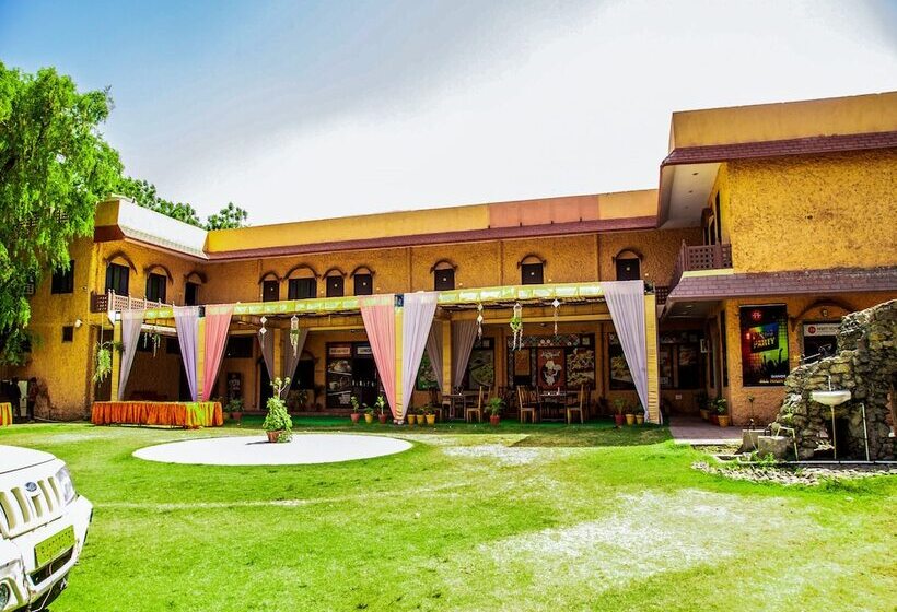 فندق Shree Celebration By Oyo Rooms