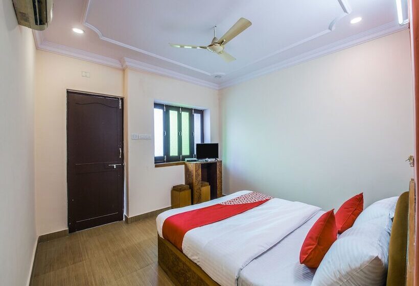 فندق Shree Celebration By Oyo Rooms