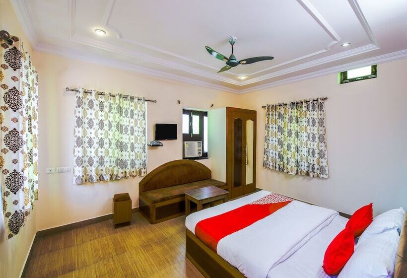 فندق Shree Celebration By Oyo Rooms