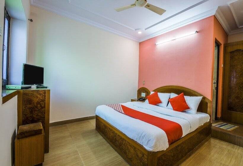 فندق Shree Celebration By Oyo Rooms