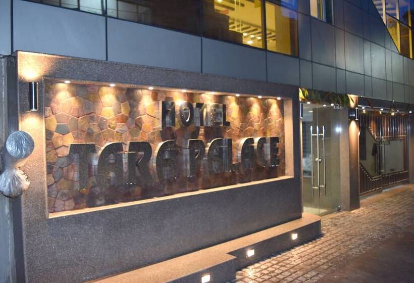 호텔 Tara Palace Daryaganj