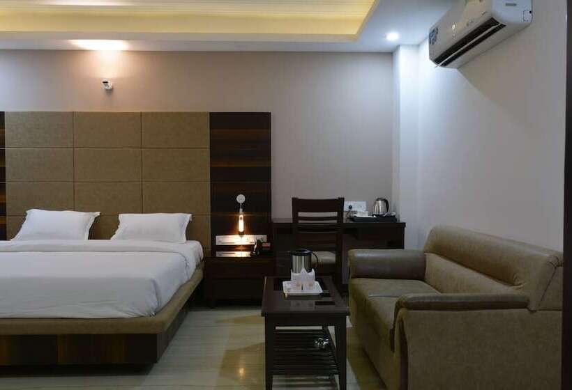 호텔 Tara Palace Daryaganj