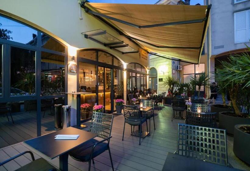 酒店 Teatro Verdi Boutique