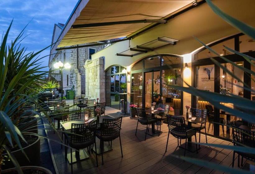 酒店 Teatro Verdi Boutique