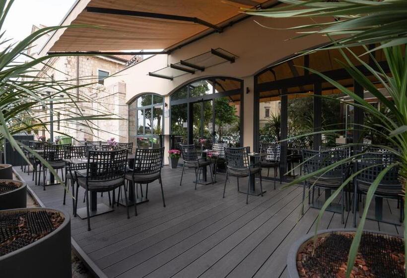 酒店 Teatro Verdi Boutique