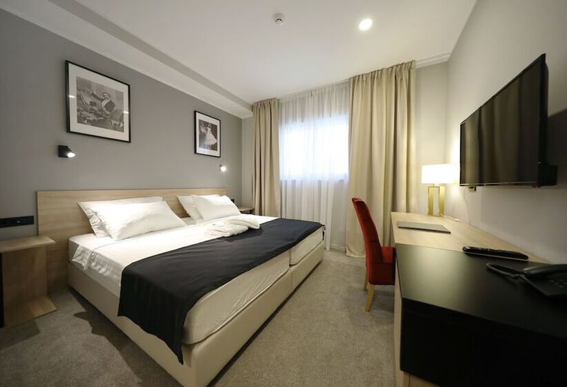 酒店 Teatro Verdi Boutique