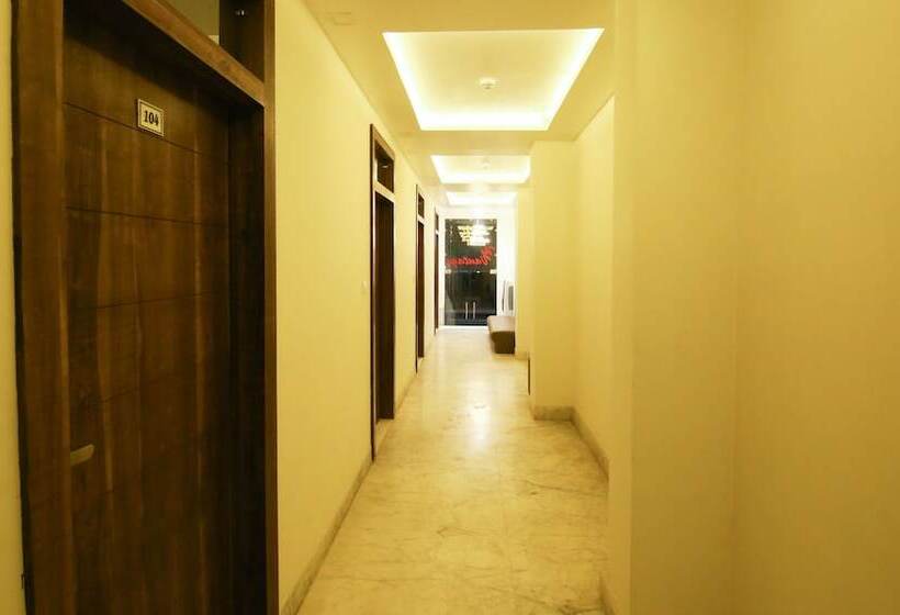 Отель Treebo The Vantage