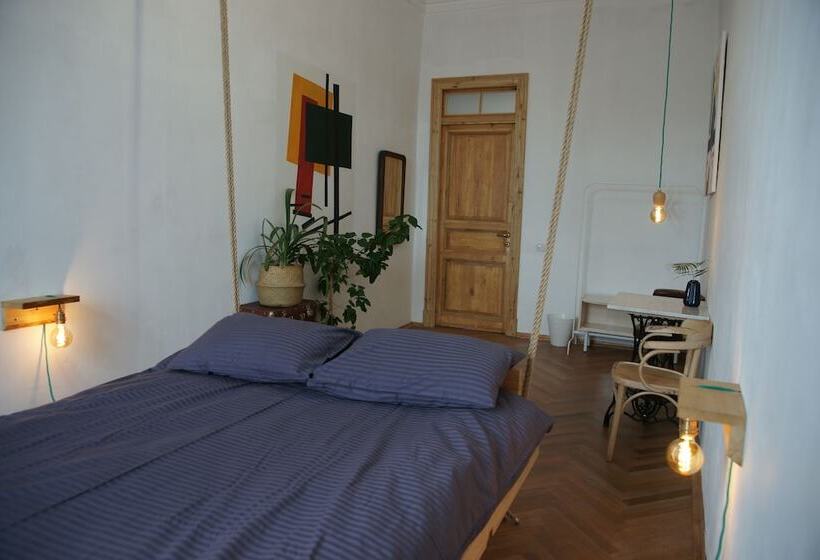 Malevich Hostel
