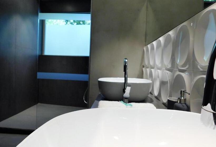 פנסיון 101 Adrianou Apartments