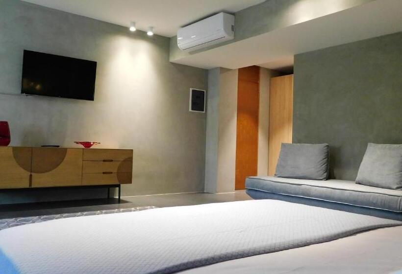 פנסיון 101 Adrianou Apartments