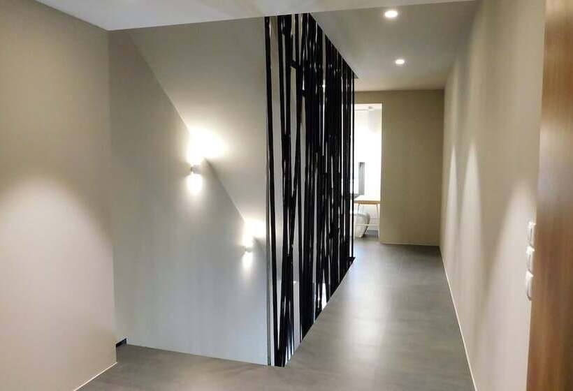 פנסיון 101 Adrianou Apartments