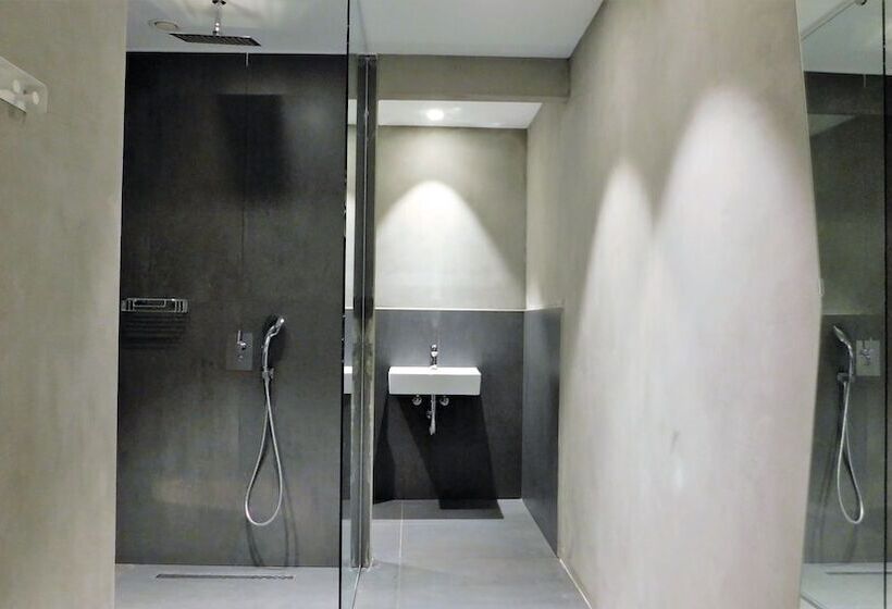 פנסיון 101 Adrianou Apartments