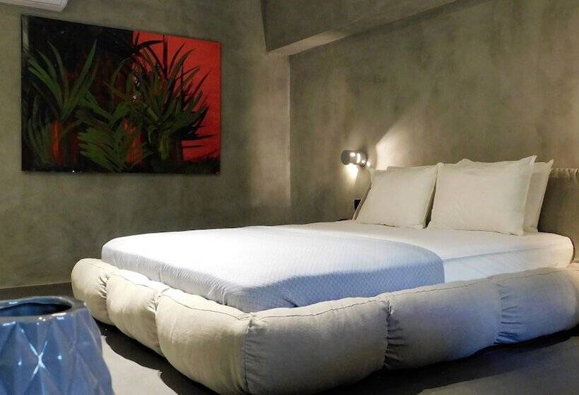 פנסיון 101 Adrianou Apartments