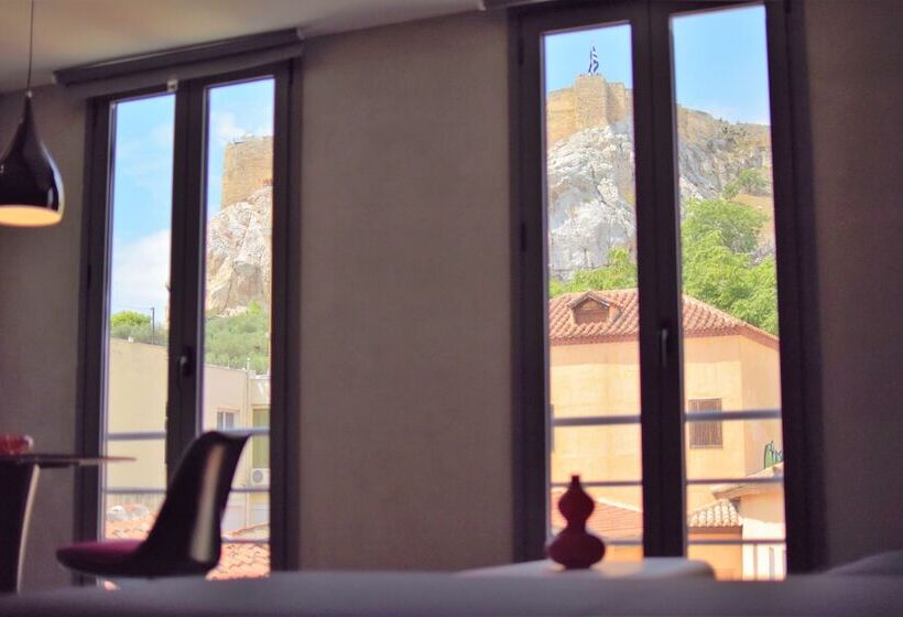 פנסיון 101 Adrianou Apartments