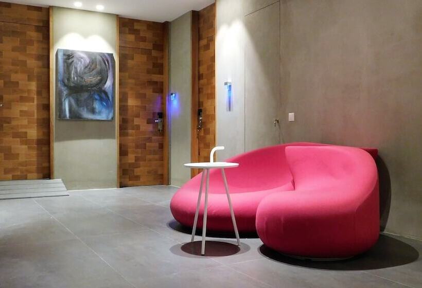 פנסיון 101 Adrianou Apartments