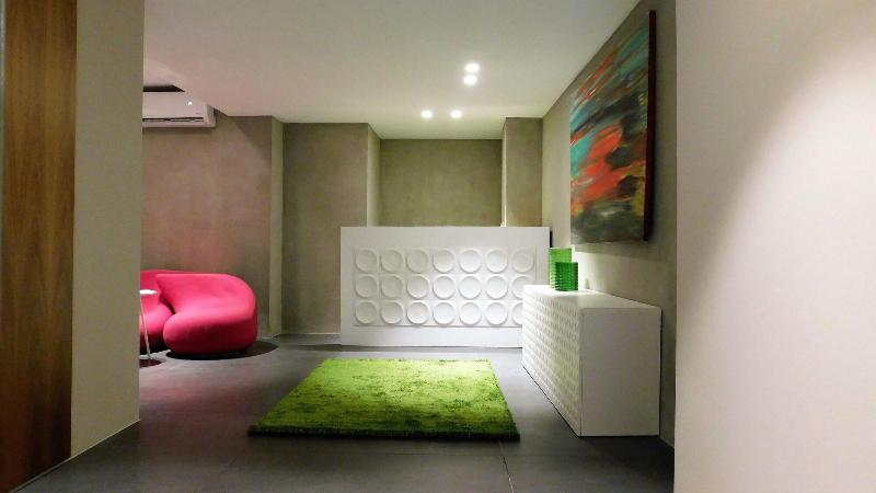 פנסיון 101 Adrianou Apartments