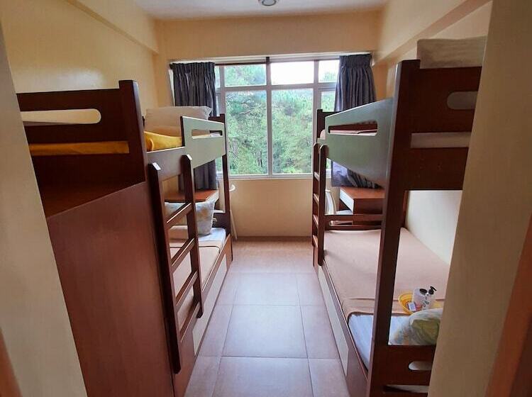 פנסיון Arc Residences