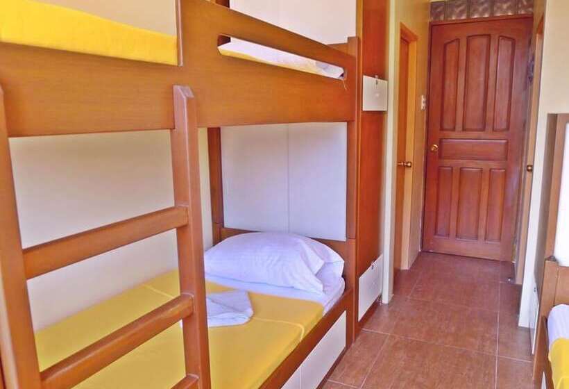 פנסיון Arc Residences