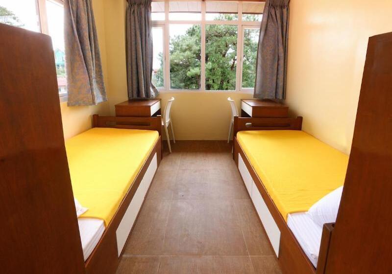 פנסיון Arc Residences