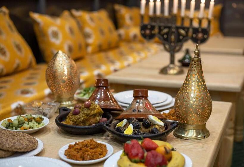 膳宿费 Dar Elinor