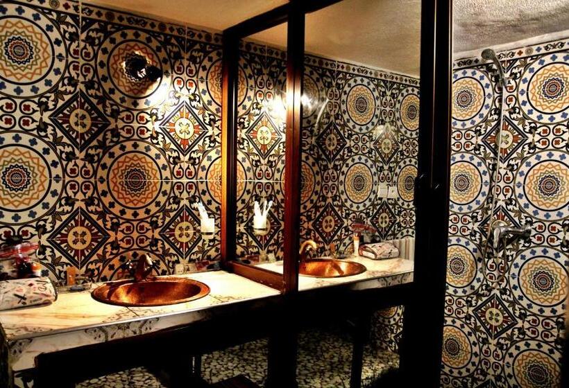 膳宿费 Dar Elinor