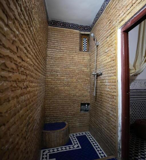 膳宿费 Dar Elinor