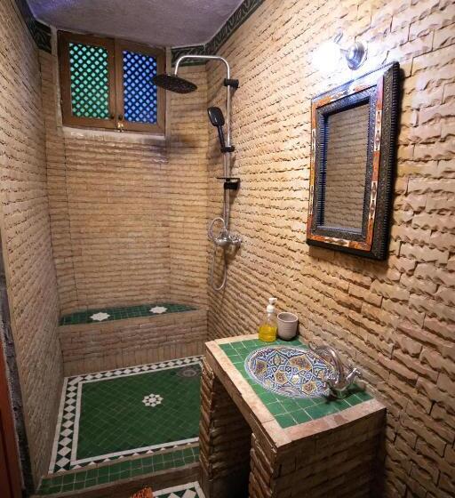 膳宿费 Dar Elinor