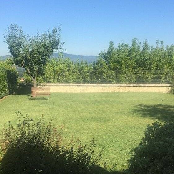 פנסיון La Rocca Guest House & Spa